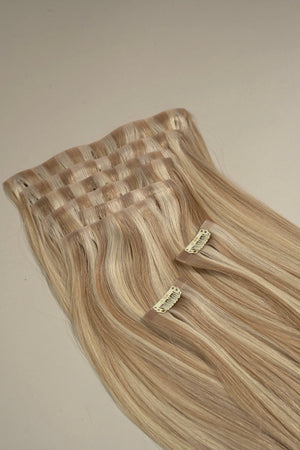 Sandy blonde 18” 150