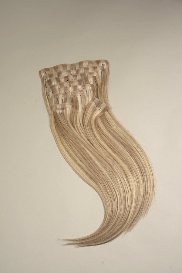 Sandy blonde 18” 150