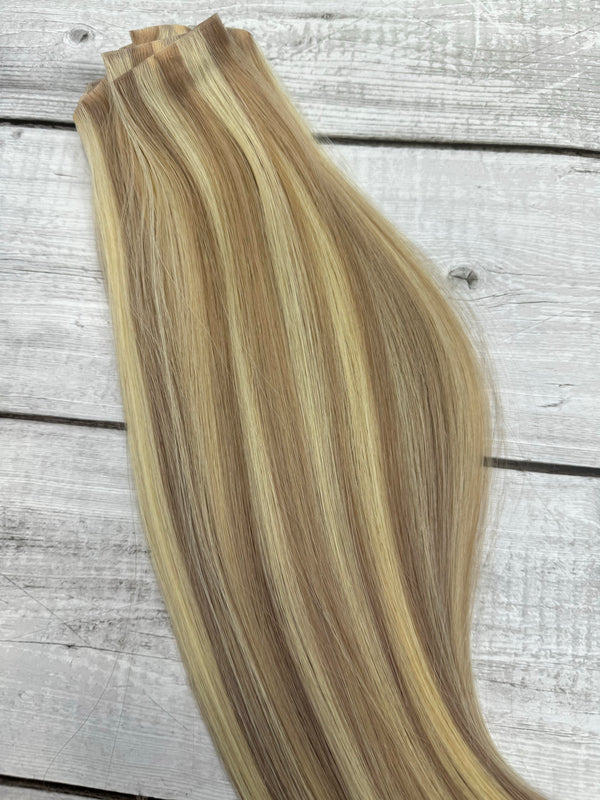 Sandy blonde 22” 220g